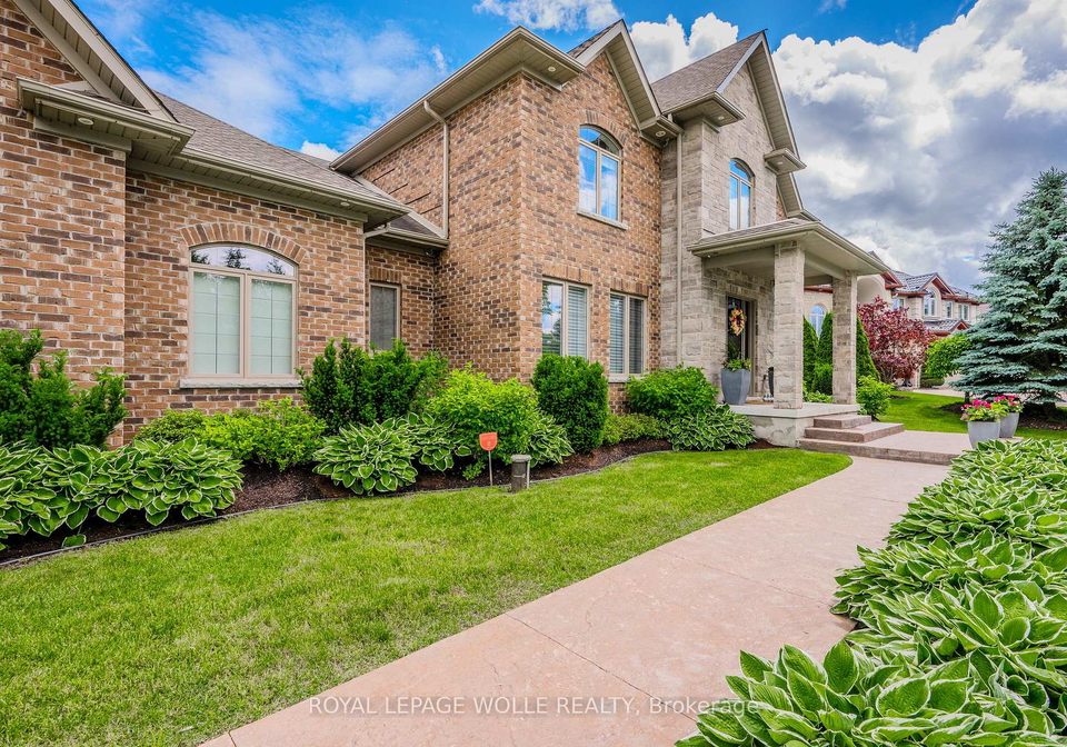 23-highgrove-court-cambridge-ontario-x13525478