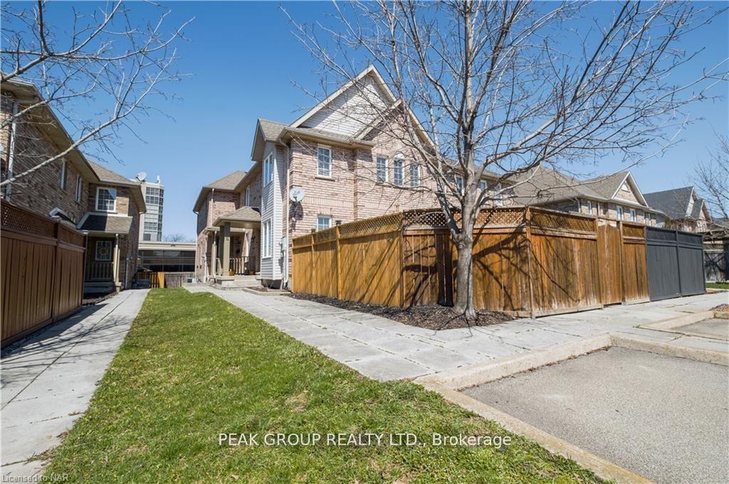 9-flynn-court-st-catharines-ontario-x13525498