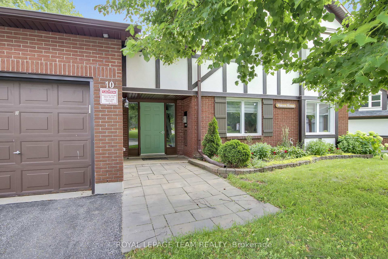10-stonehill-court-kanata-ontario-x13525556