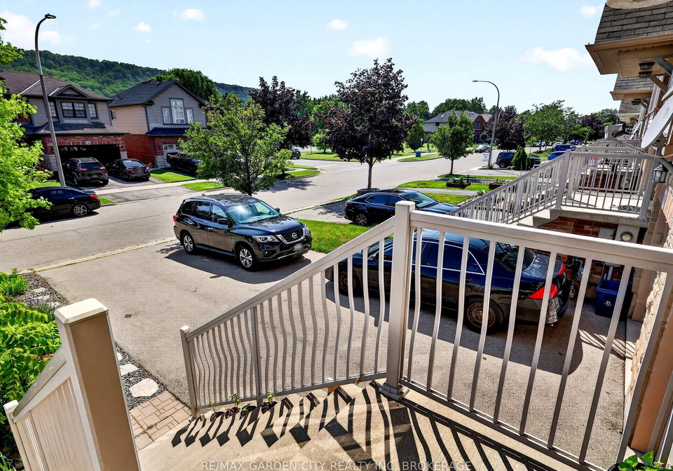 91-willow-lane-grimsby-ontario-x13525560