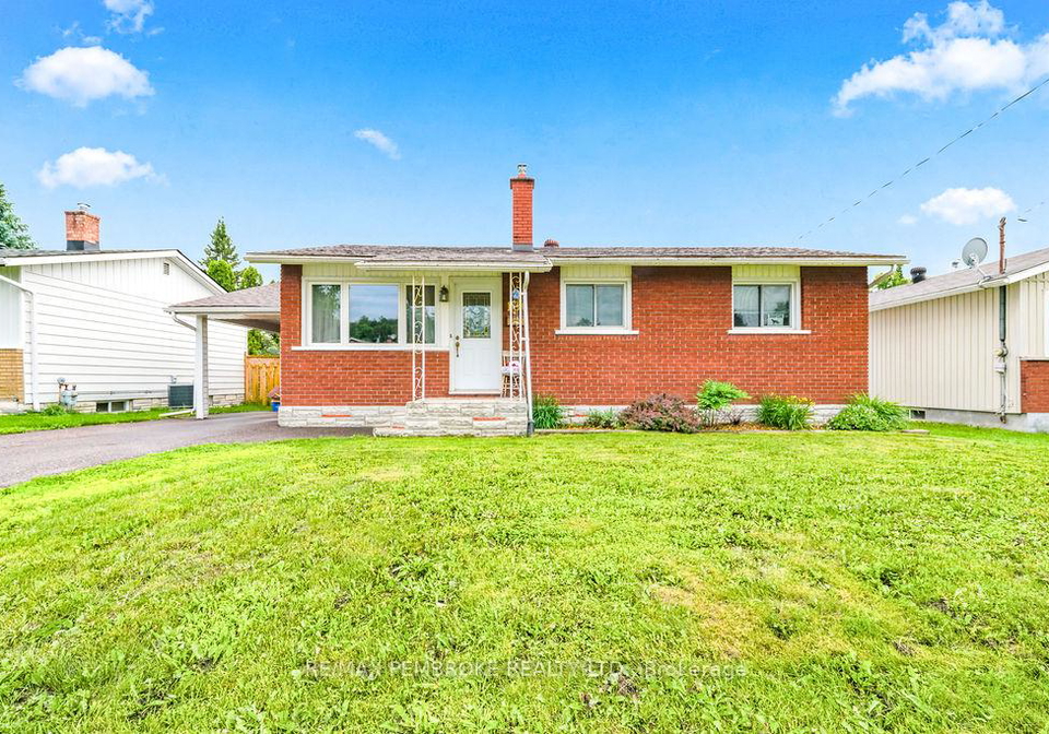 136-ellis-avenue-pembroke-ontario-x13525630