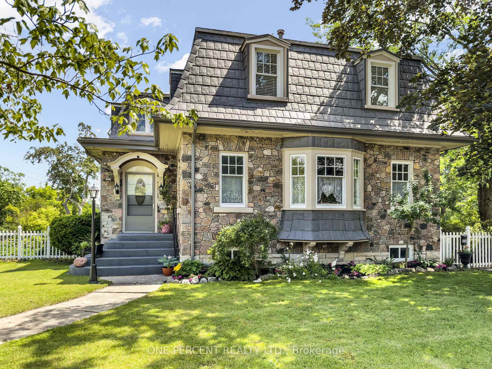 104-dundas-street-w-greater-napanee-ontario-x13525642