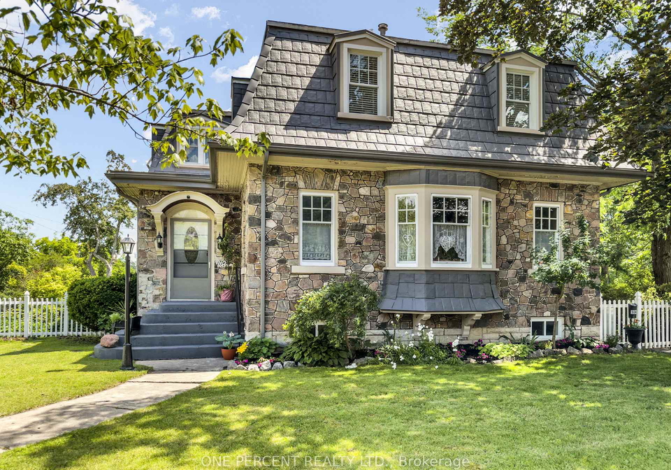 104-dundas-street-w-greater-napanee-ontario-x13525642