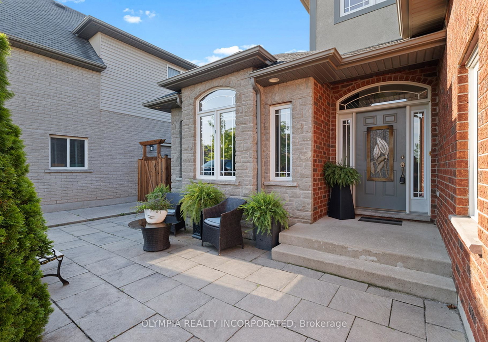 8665-westport-drive-niagara-falls-ontario-x13525800