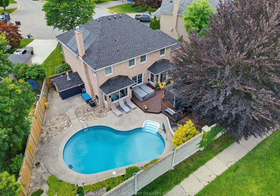 102-st-bees-court-london-north-ontario-x13525900