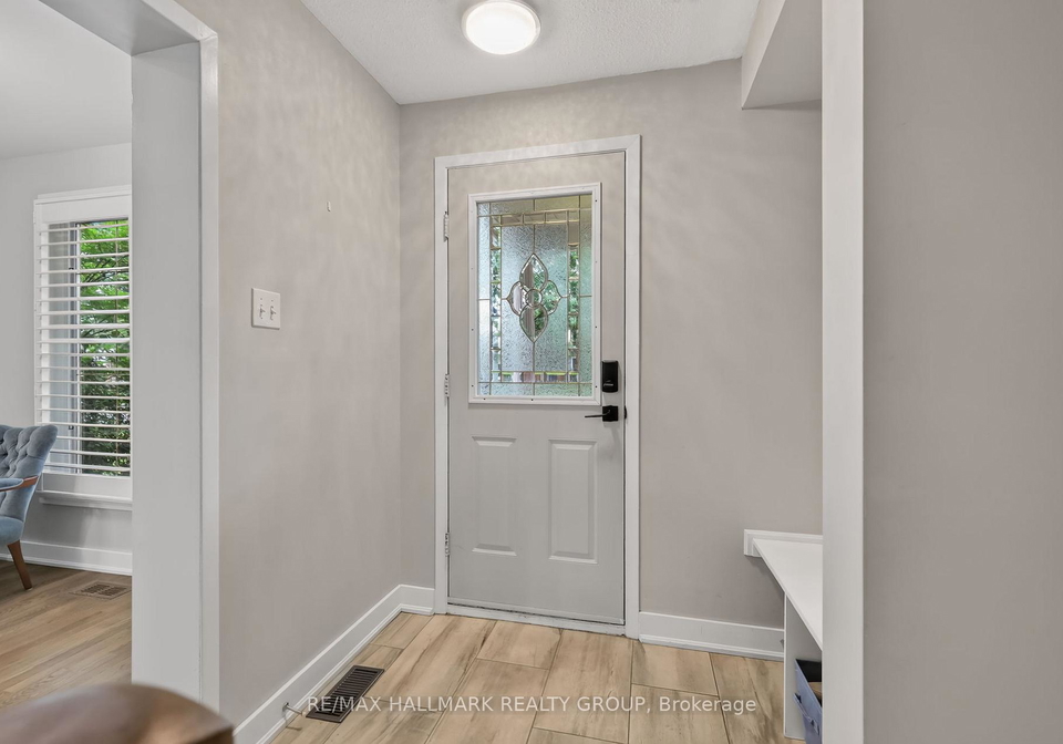 1084-st-germain-crescent-ottawa-ontario-x13526066