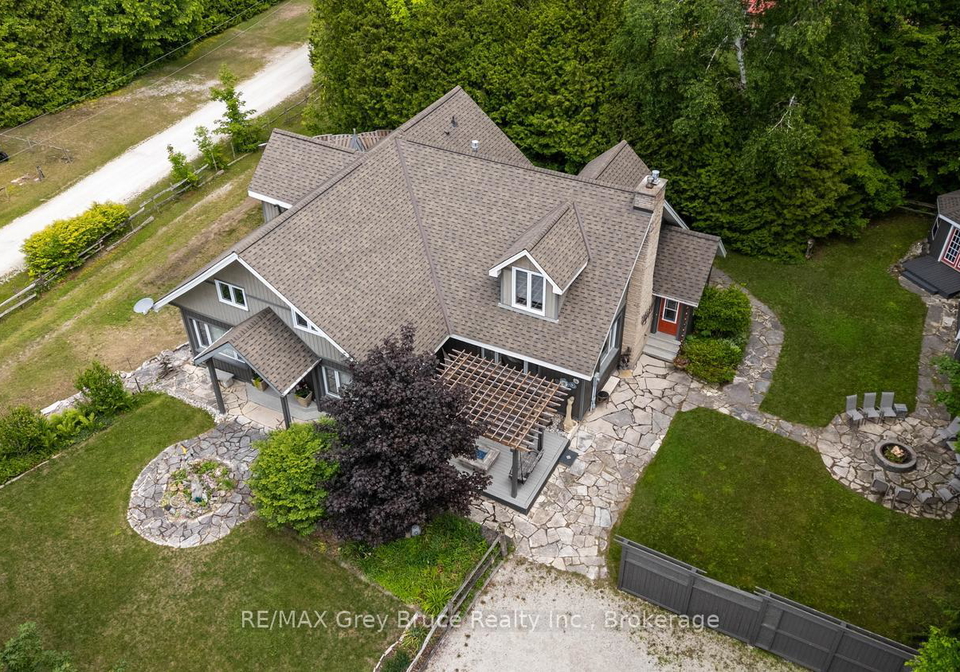 424-huron-road-south-bruce-peninsula-ontario-x13526134