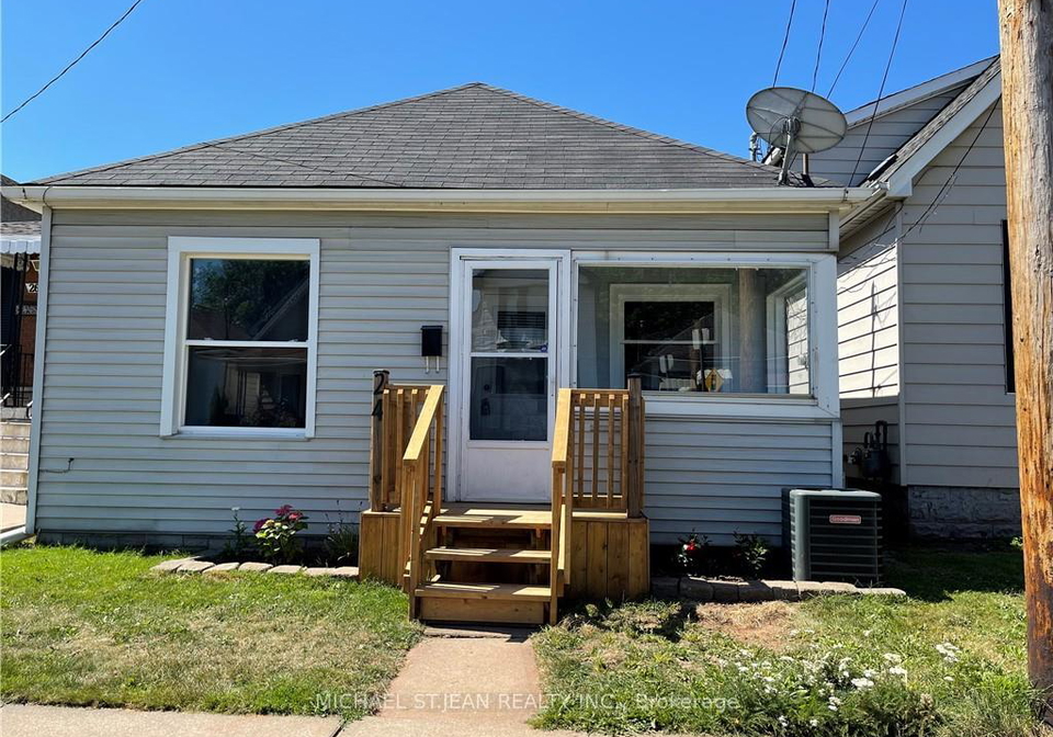 24-vansitmart-avenue-hamilton-ontario-x13526266