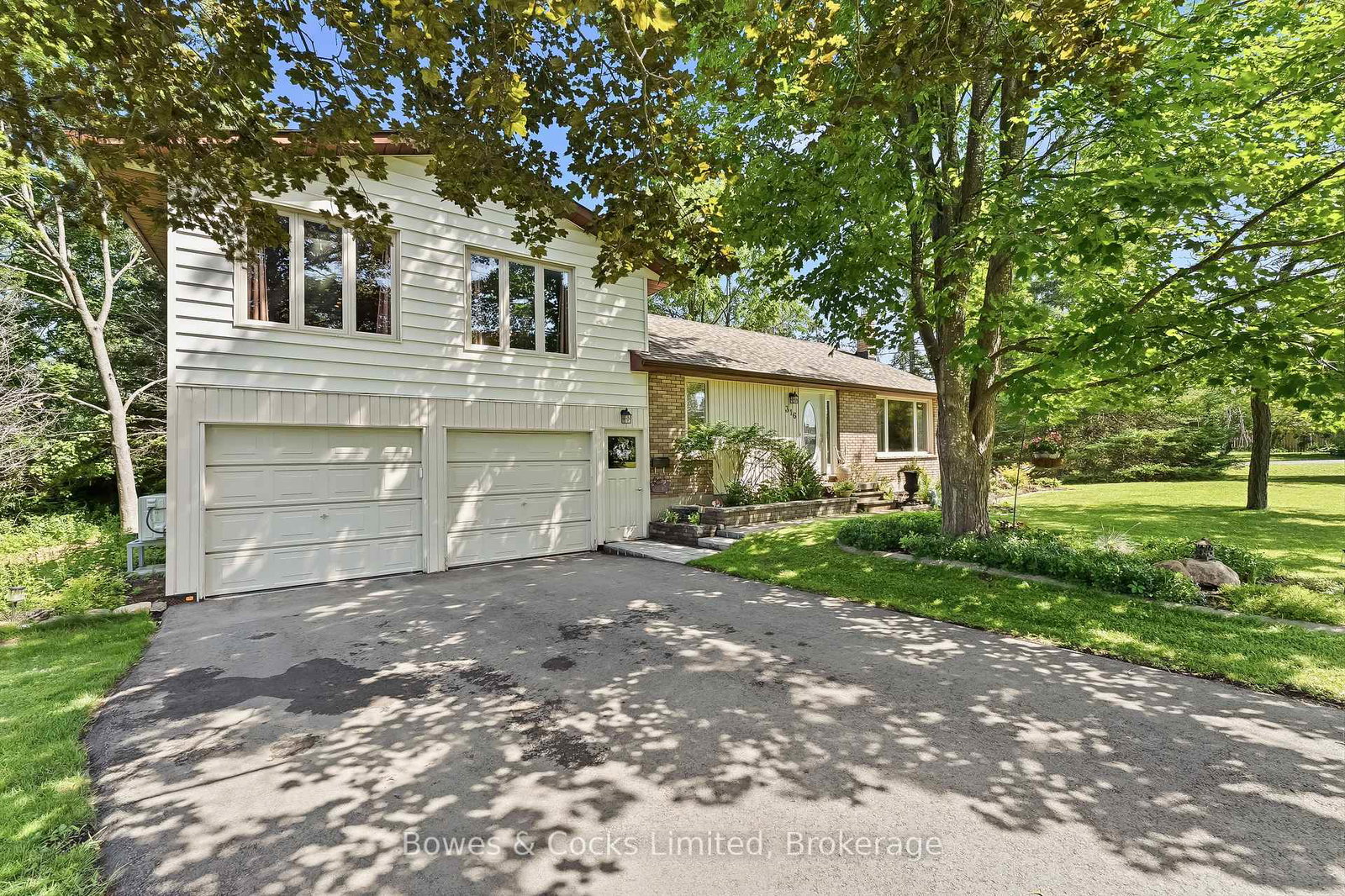 316-leon-avenue-selwyn-ontario-x13526330