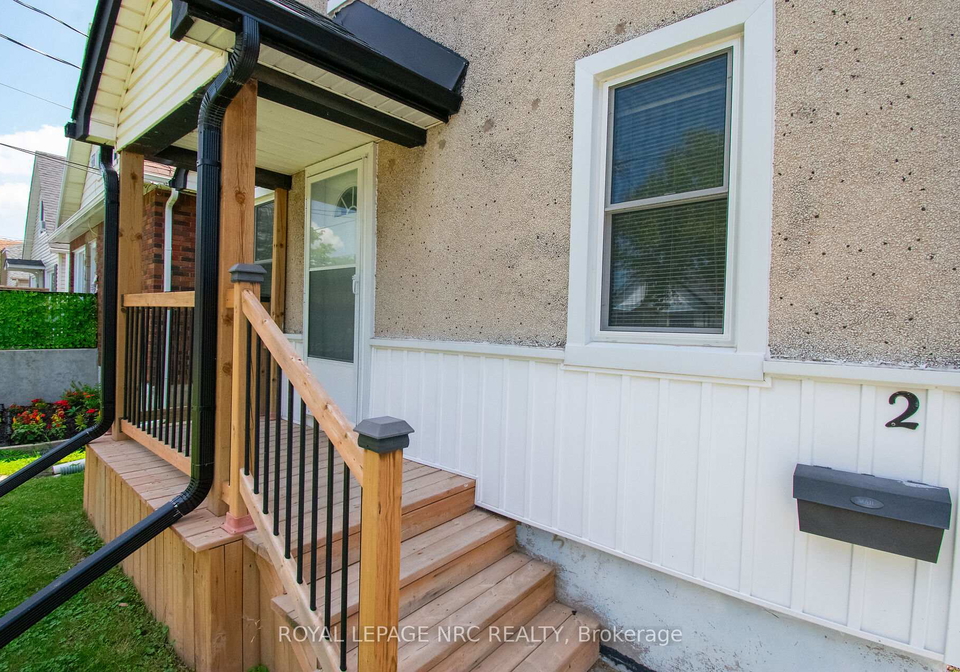 2-eastbourne-avenue-st-catharines-ontario-x13526366