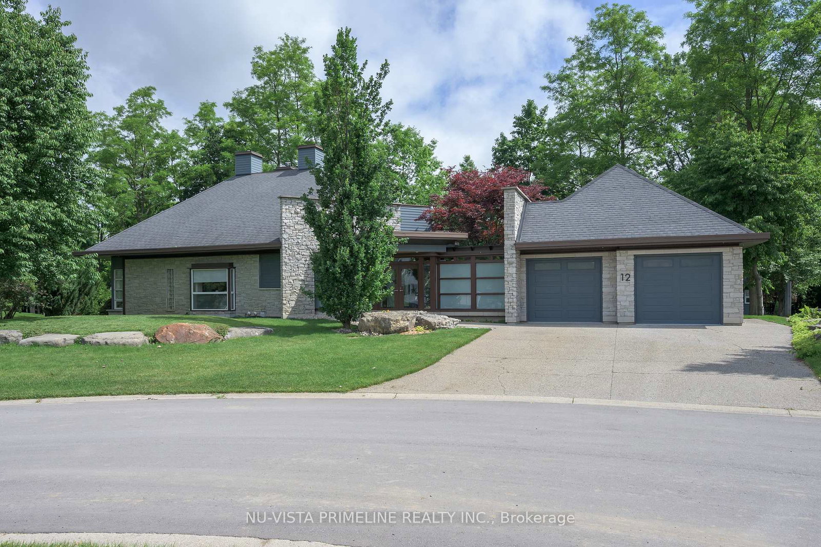 12-ashley-lane-middlesex-centre-ontario-x13526384