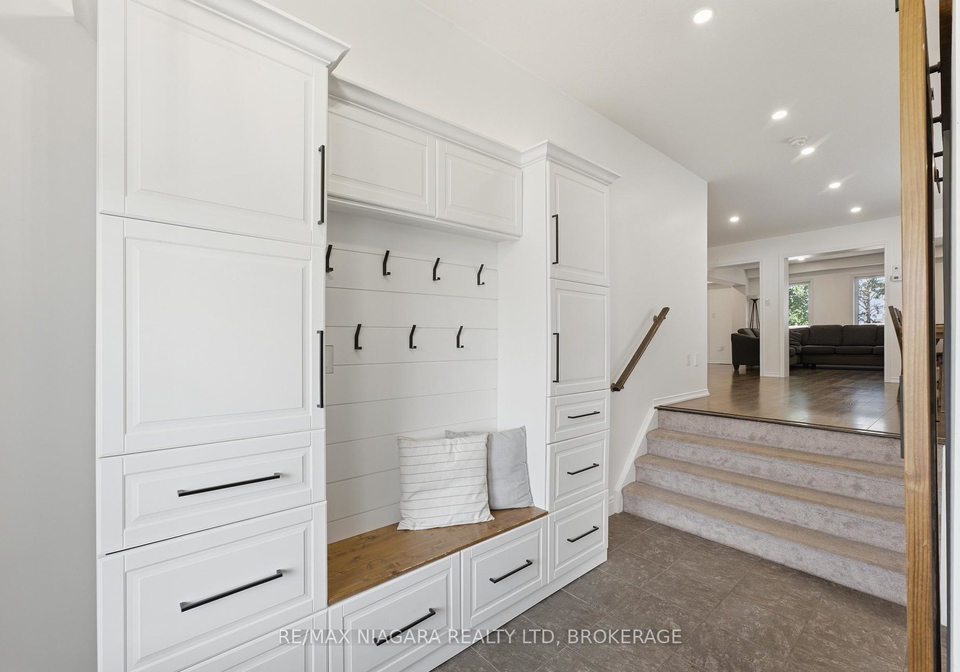 8571-dogwood-crescent-niagara-falls-ontario-x13526442