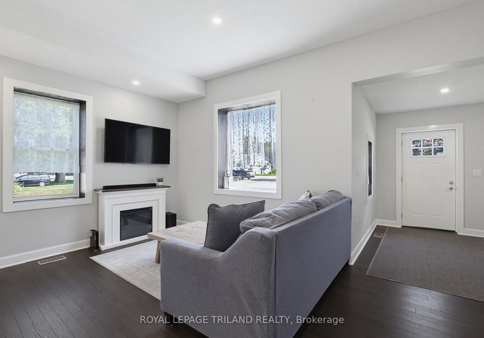 260-graham-street-west-elgin-ontario-x13527256