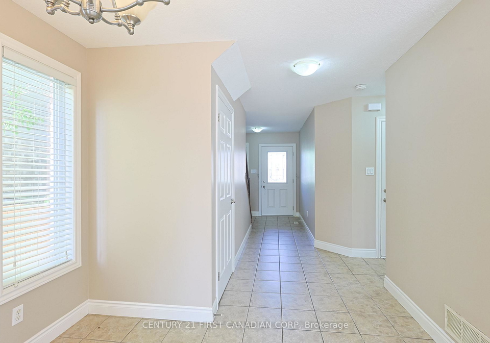 565-bluebell-road-london-north-ontario-x13527258