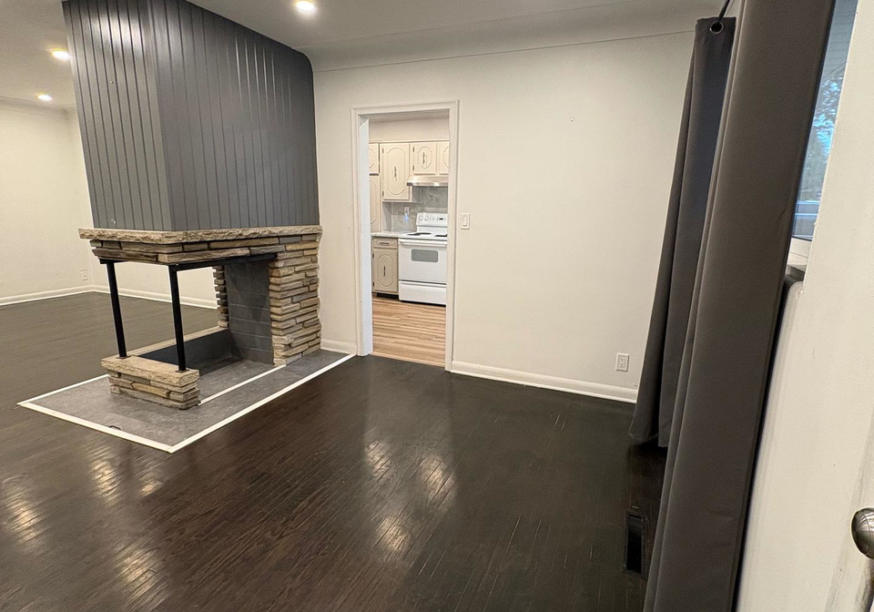 4503-maplewood-avenue-niagara-falls-ontario-x13527268