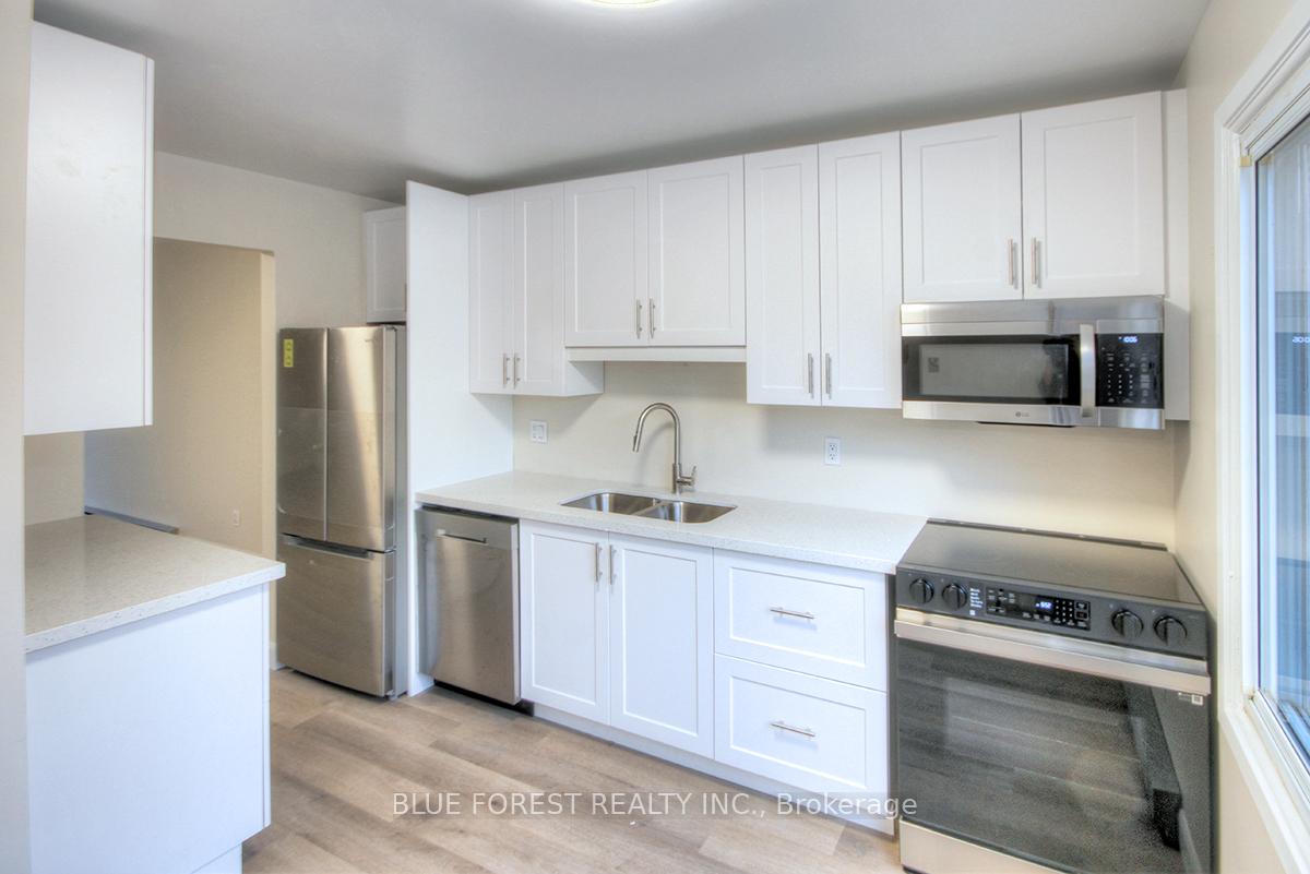 690-little-grey-street-london-east-ontario-x13527442