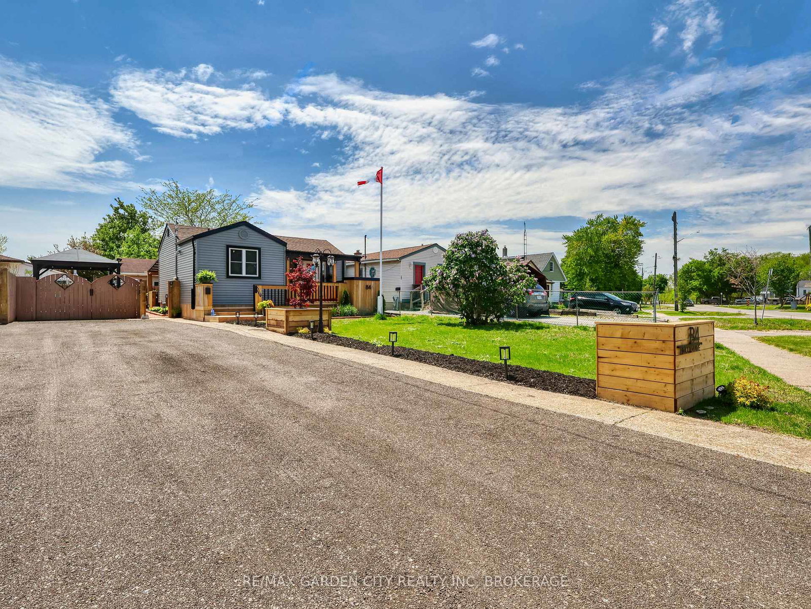 84-lincoln-avenue-st-catharines-ontario-x13527480
