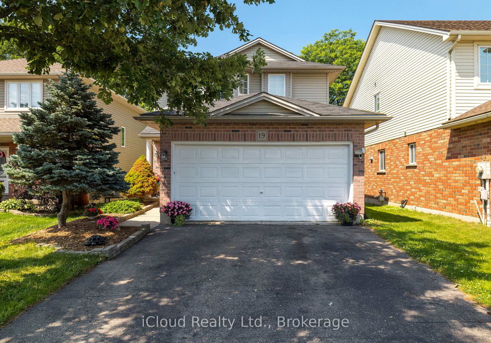 19-crusoe-place-ingersoll-ontario-x13527646