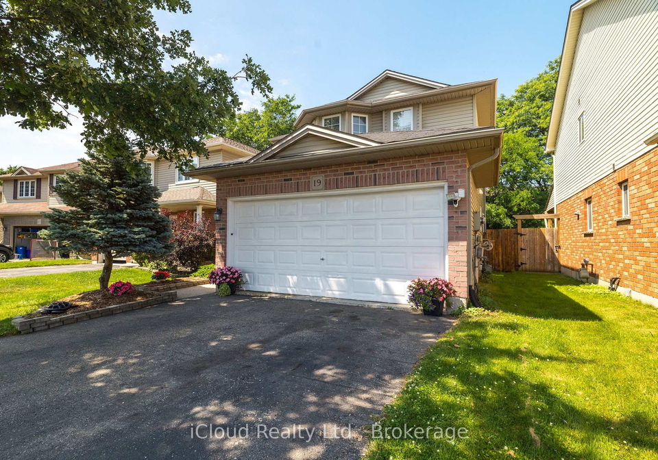 19-crusoe-place-ingersoll-ontario-x13527646