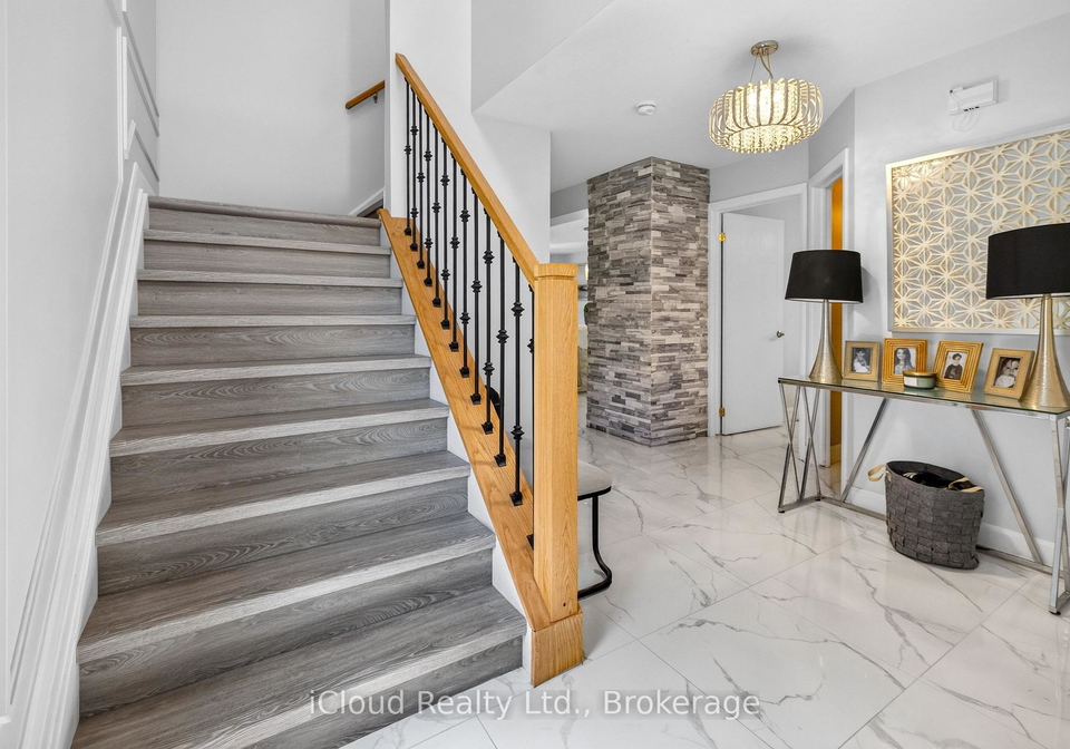 19-crusoe-place-ingersoll-ontario-x13527646