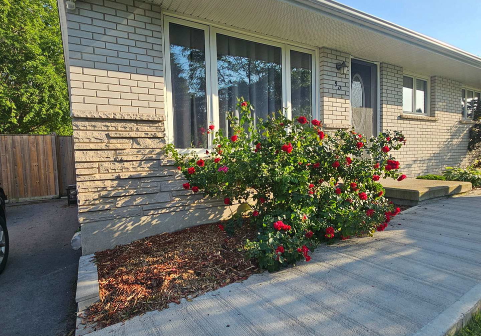 90-morenz-crescent-kingston-ontario-x13527806
