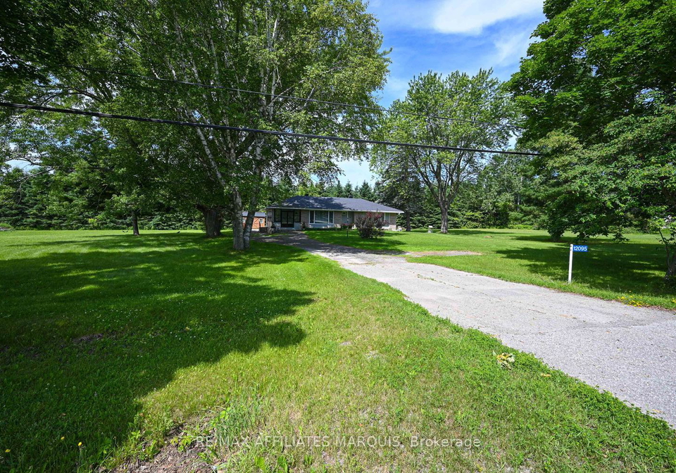 12095-highway-15-road-montague-ontario-x13527850