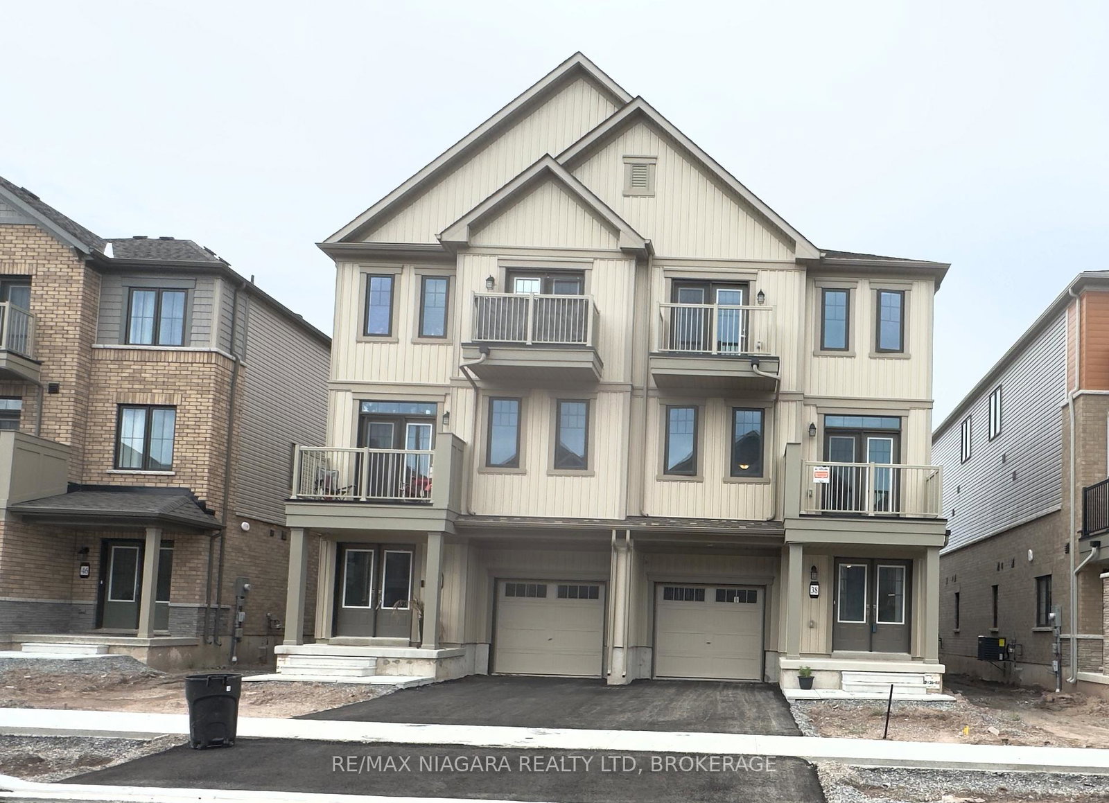 38-pogie-drive-welland-ontario-x13528170