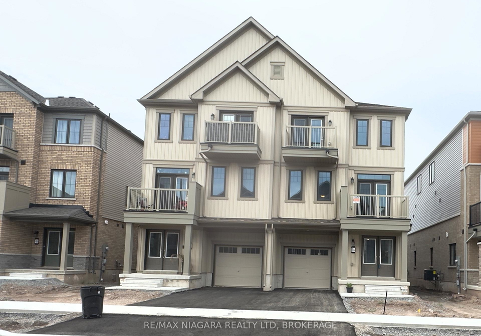 38-pogie-drive-welland-ontario-x13528170