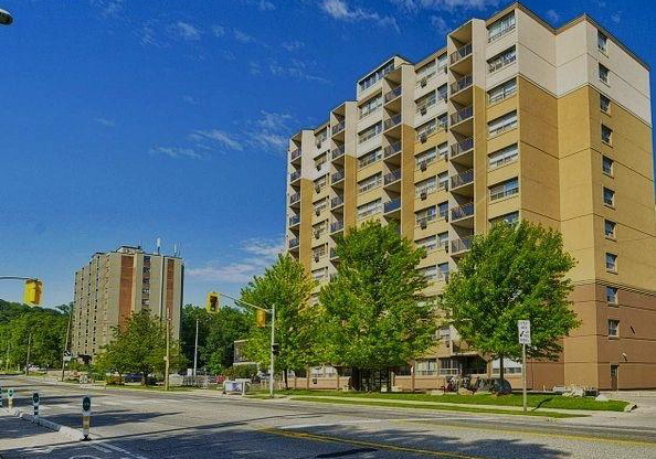 1950-main-street-w-hamilton-ontario-x13528260