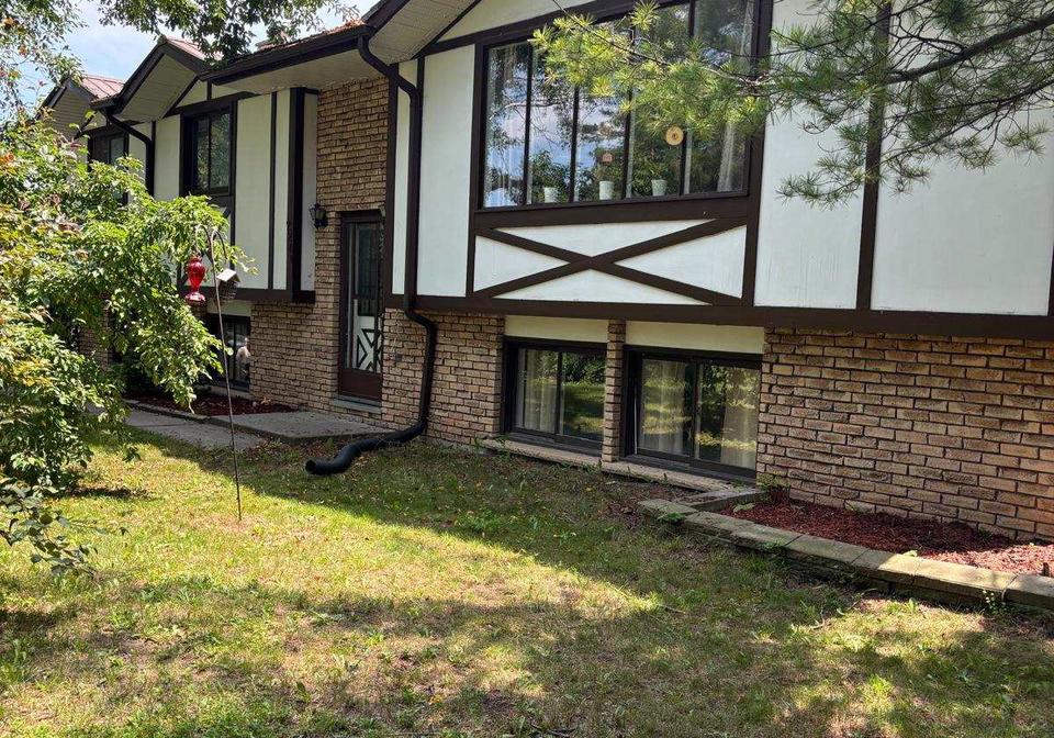 2241-brown-line-cavan-monaghan-ontario-x13528266