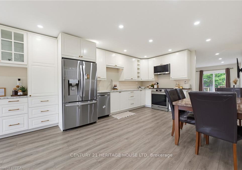 125-whitlaw-way-brant-ontario-x13528456