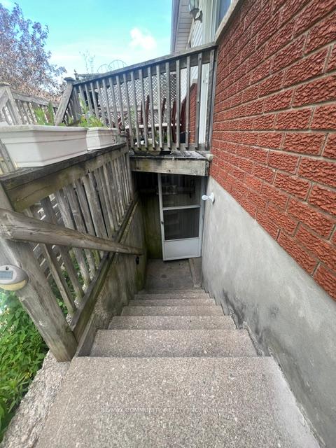 166-st-lawrence-drive-welland-ontario-x13528554