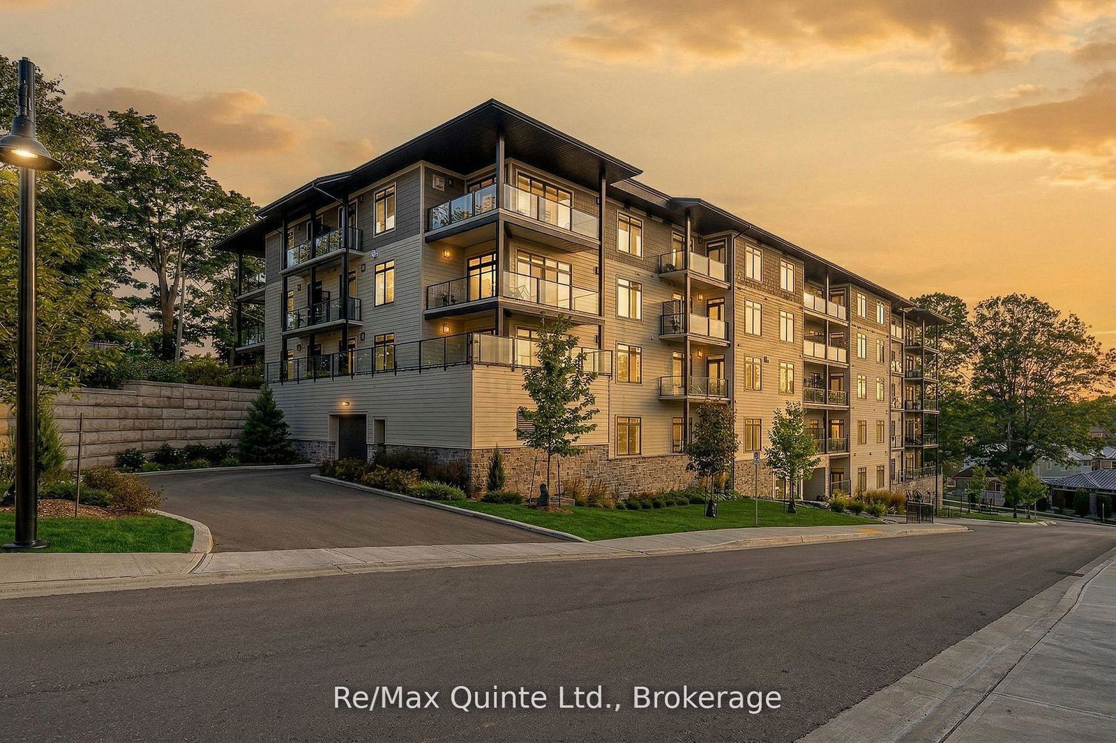 17-cleave-avenue-prince-edward-county-ontario-x13528612