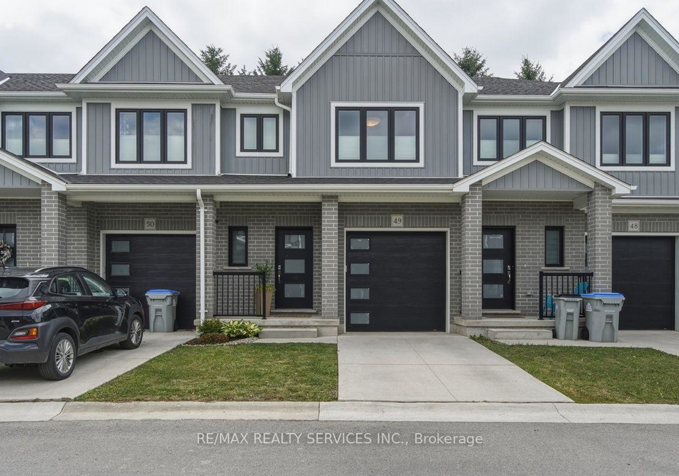 1-miller-drive-lucan-biddulph-ontario-x13528698