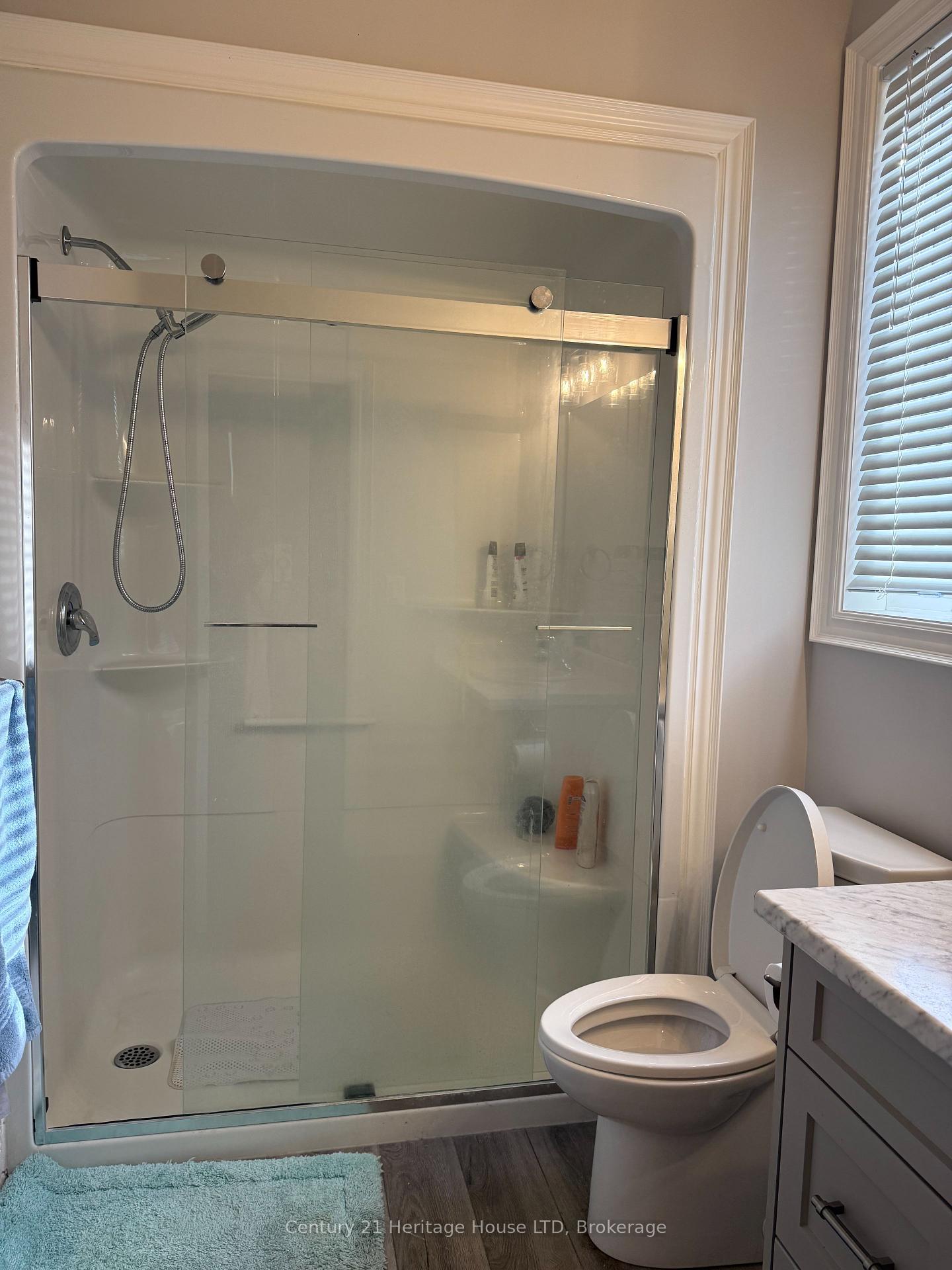 8427-e-willoughby-drive-e-niagara-falls-ontario-x13529004