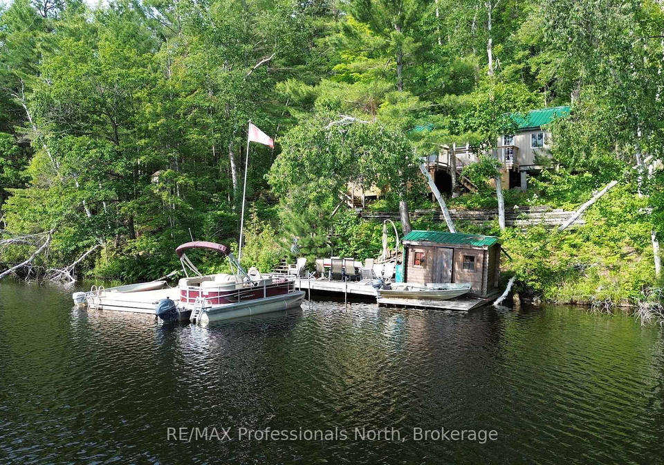 10597-black-lake-wao-minden-hills-ontario-x13529092