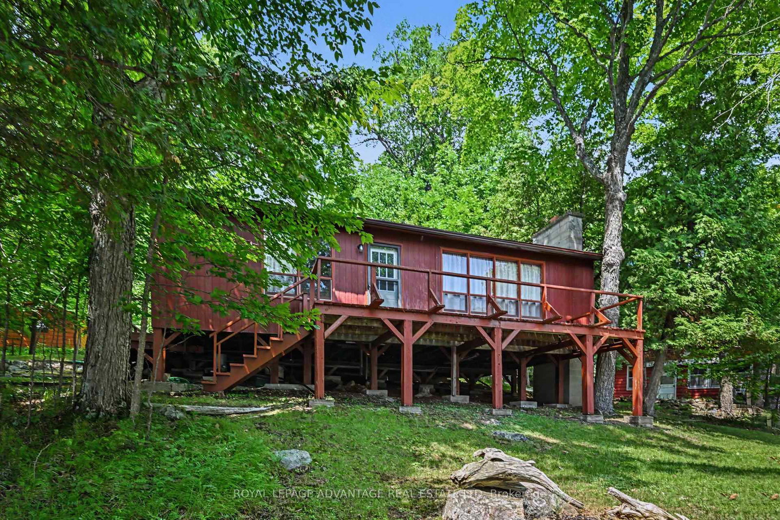 2067-sugar-bush-hill-lane-lanark-highlands-ontario-x13529336