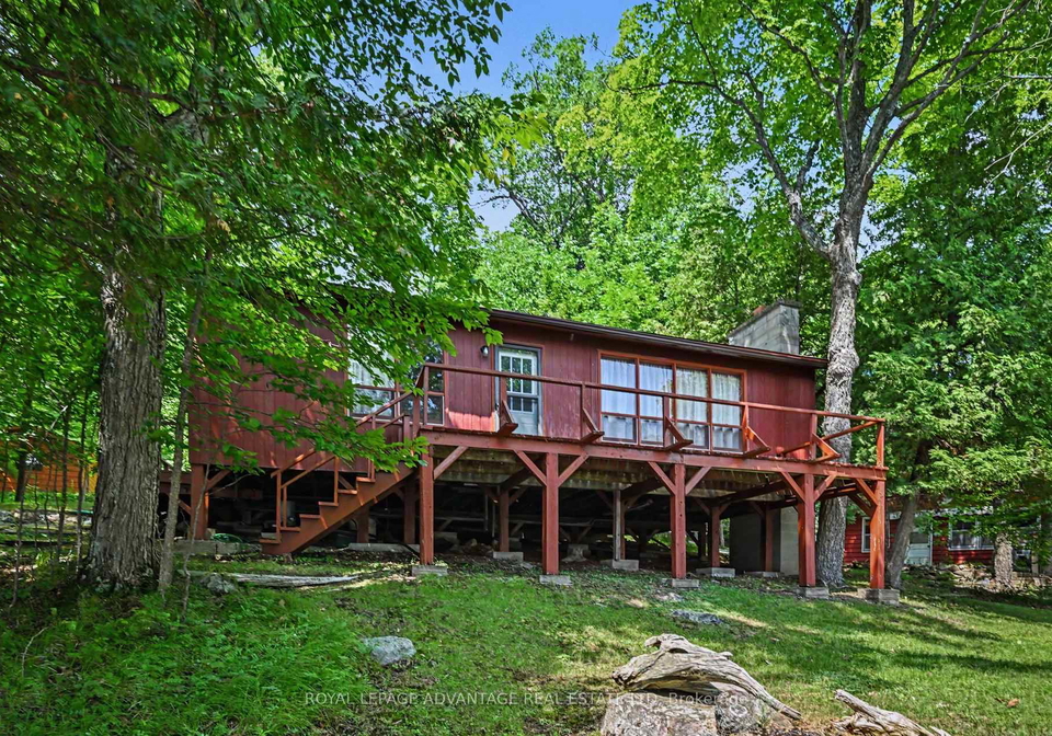 2067-sugar-bush-hill-lane-lanark-highlands-ontario-x13529336