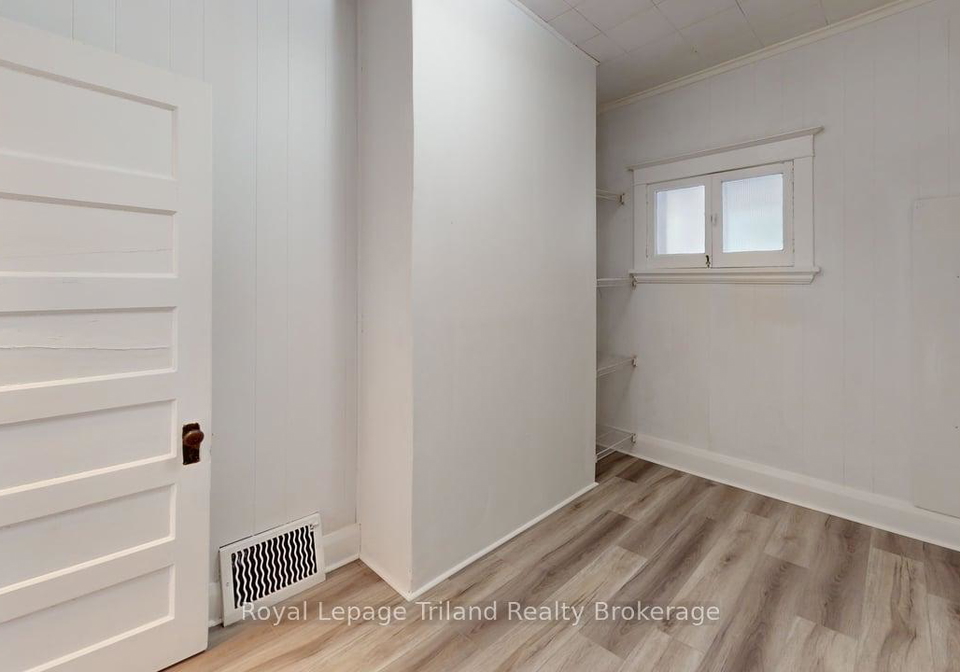 279-vansittart-avenue-woodstock-ontario-x13529490