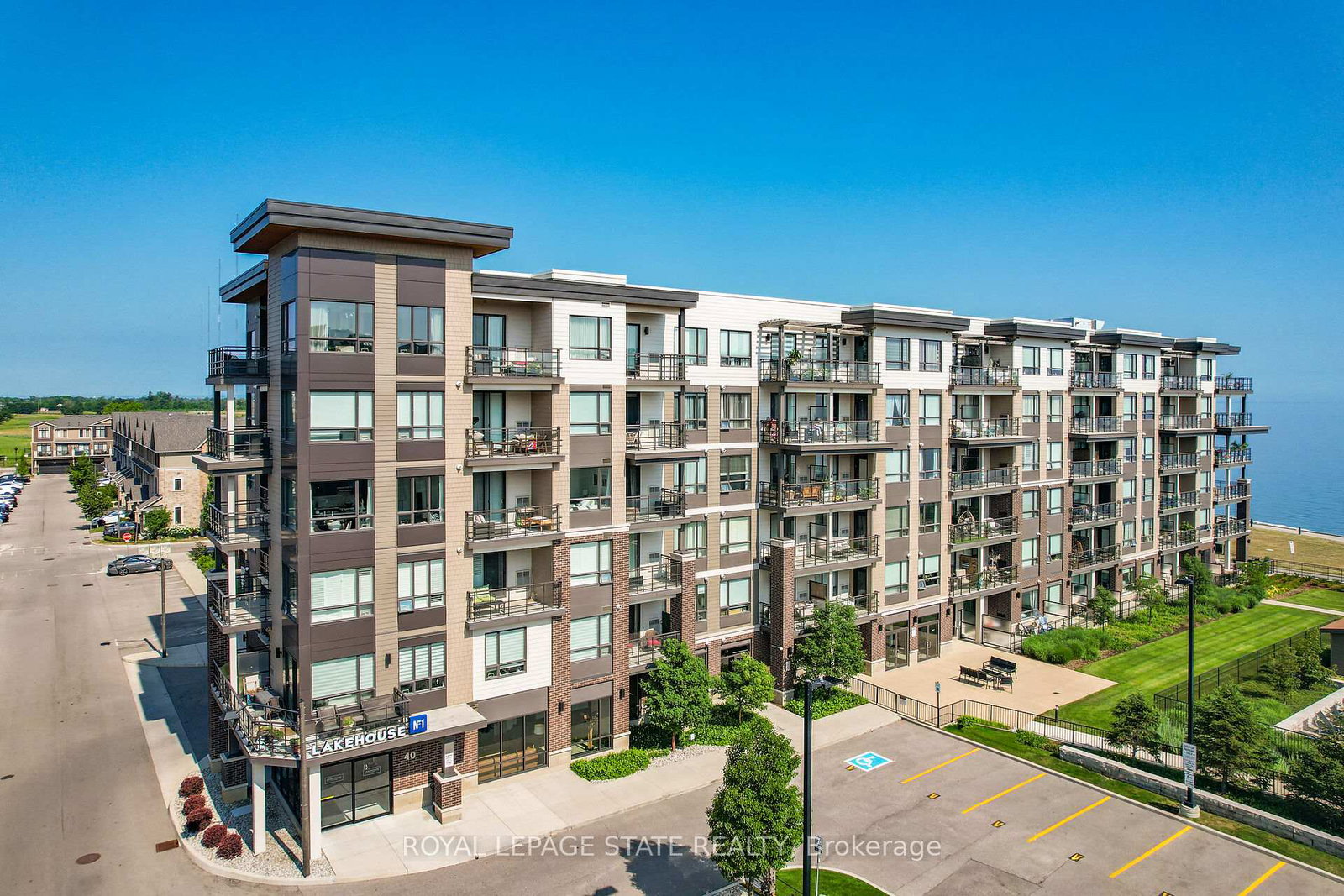 40-esplanade-lane-grimsby-ontario-x13529498