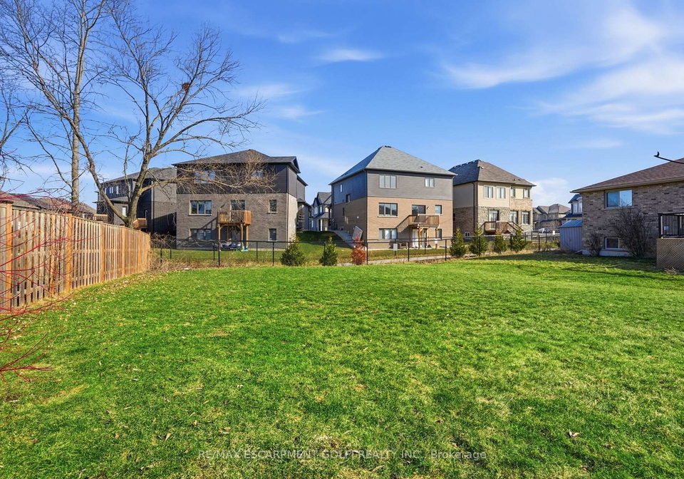 9-pace-avenue-brantford-ontario-x13529594