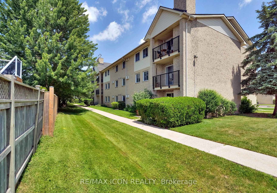 733-e-deveron-crescent-e-london-south-ontario-x13529630