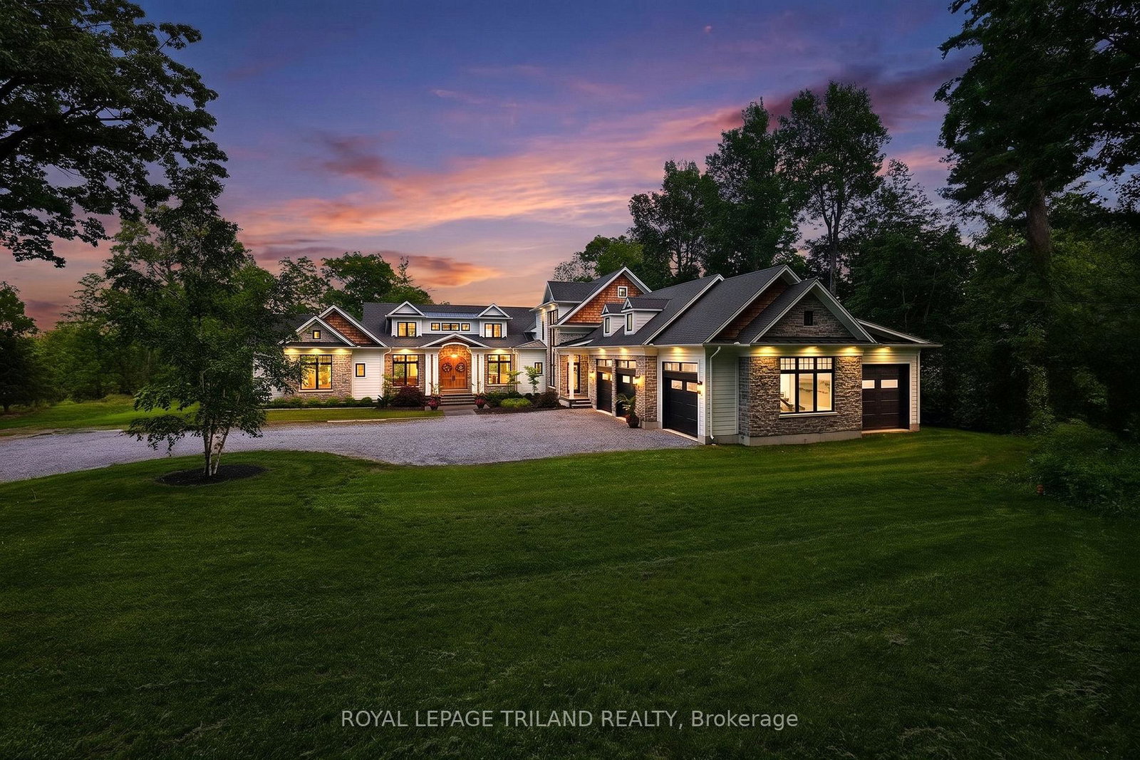 260-ontario-street-lambton-shores-ontario-x13529760