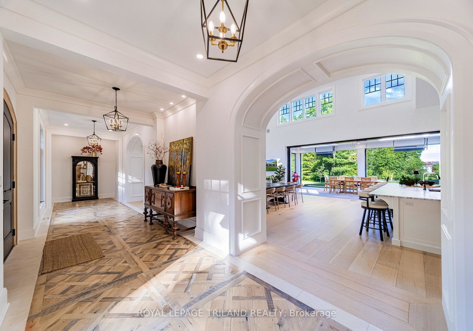 260-ontario-street-lambton-shores-ontario-x13529760