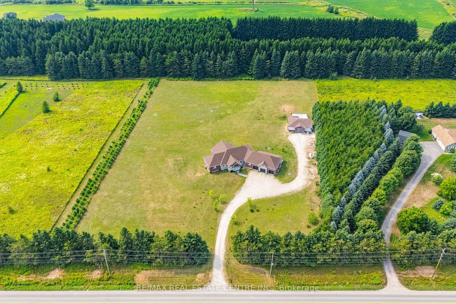 023181-erin-east-garafraxa-townline-east-garafraxa-ontario-x13529772