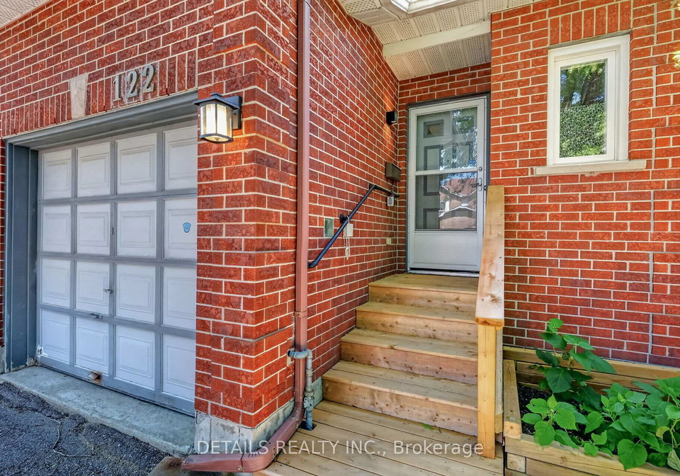 122-ashpark-crescent-ottawa-ontario-x13529884