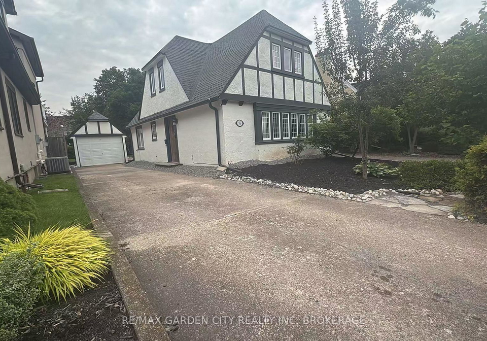 56-south-drive-st-catharines-ontario-x13529910