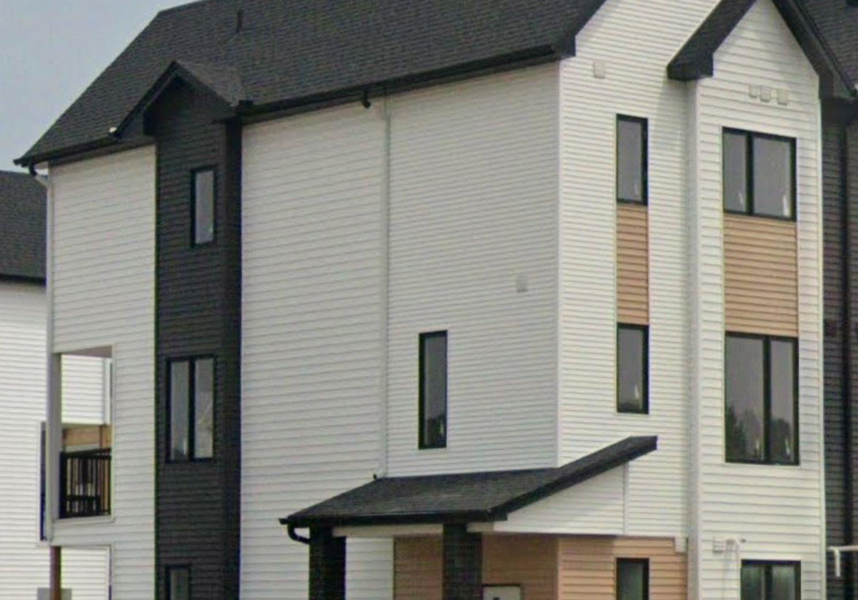 1595-capri-crescent-london-north-ontario-x13529962