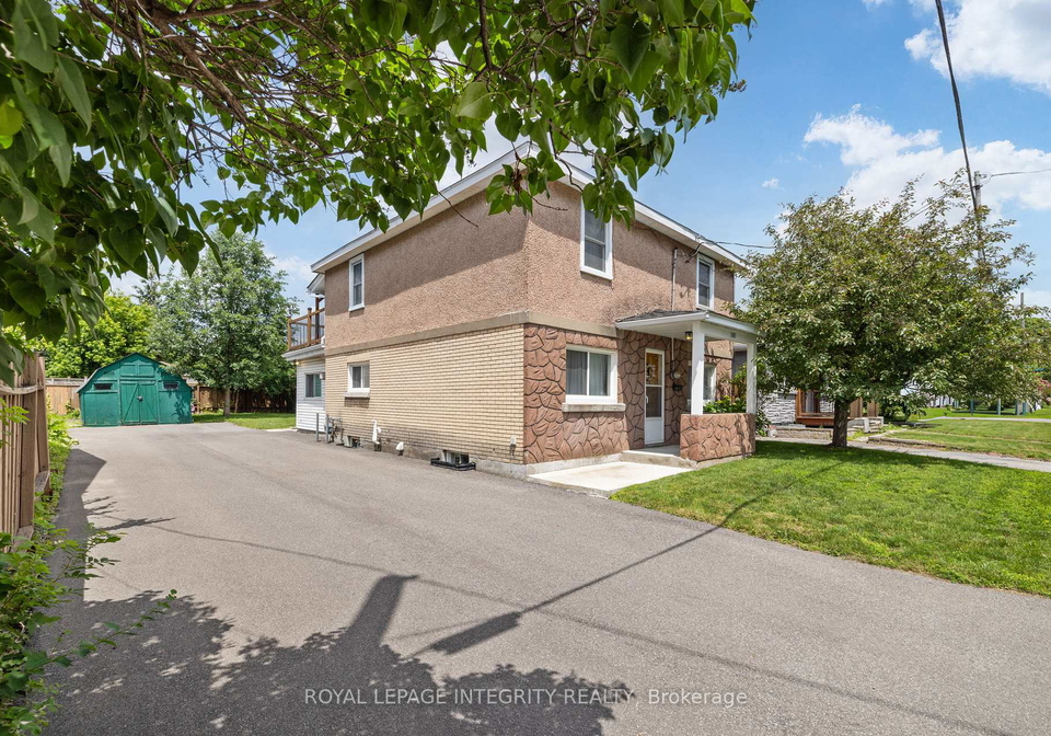 1081-kenaston-street-ottawa-ontario-x13530034