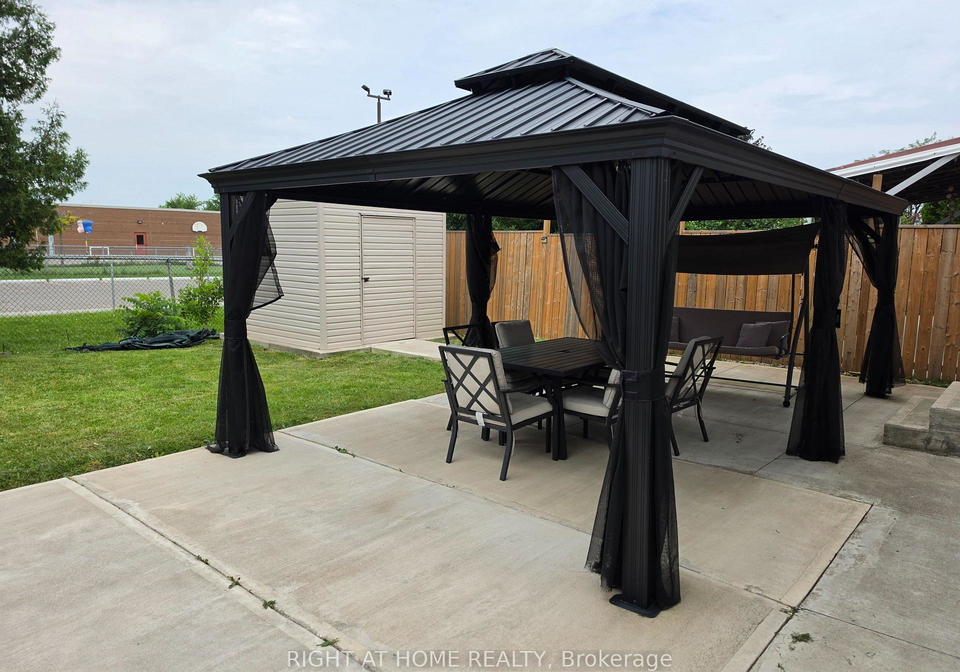 127-dewitt-road-hamilton-ontario-x13530172